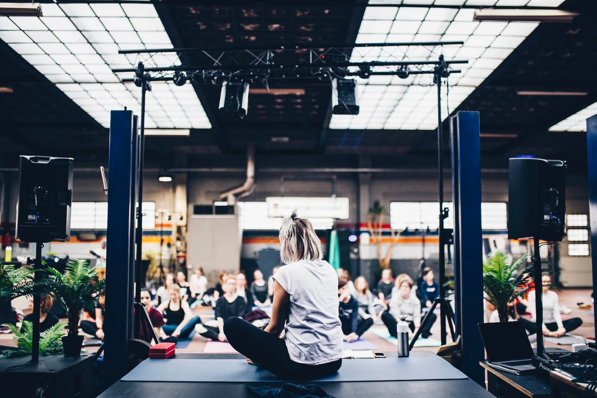 Attract customers to gym, Digital marketing for gym, gym marketing, marketing tips, digital marketing strategies.